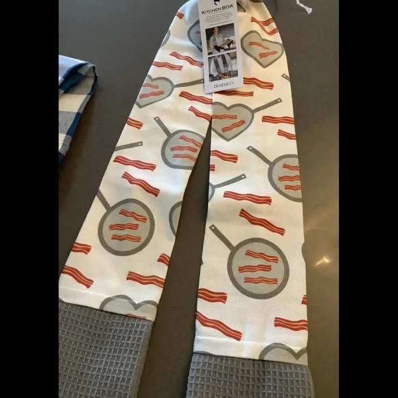 Kitchen Boa - Picture 3 of 10